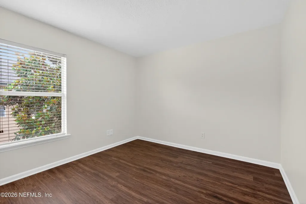 2425 Adams Lake Boulevard Jacksonville FL 32221