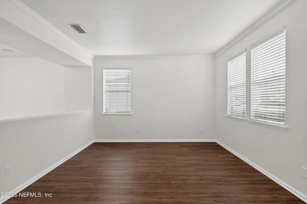 2425 Adams Lake Boulevard Jacksonville FL 32221