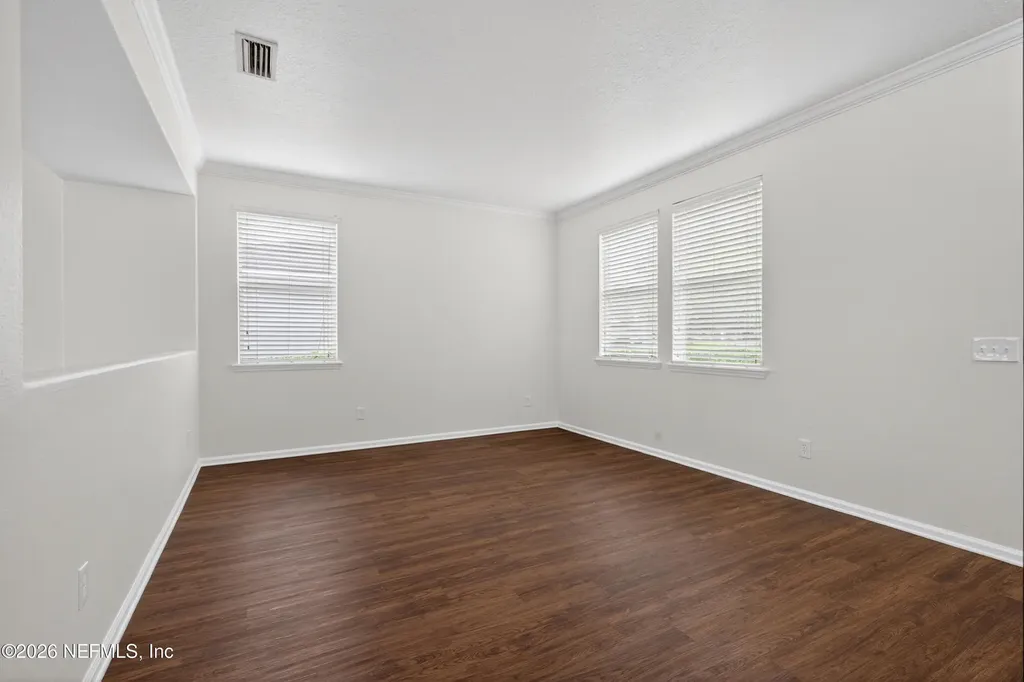 2425 Adams Lake Boulevard Jacksonville FL 32221