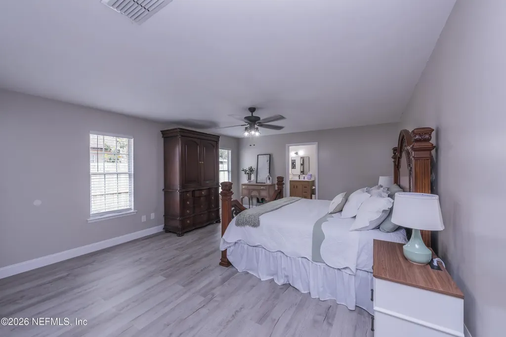 1600 Country Charm Lane W Jacksonville FL 32225