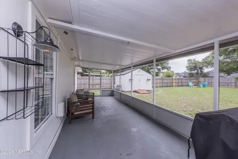 1600 Country Charm Lane W Jacksonville FL 32225