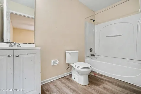 8205 Berry Avenue Jacksonville FL 32211