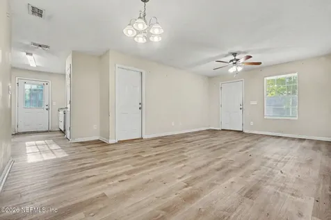 8205 Berry Avenue Jacksonville FL 32211