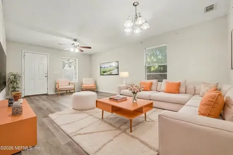 8205 Berry Avenue Jacksonville FL 32211