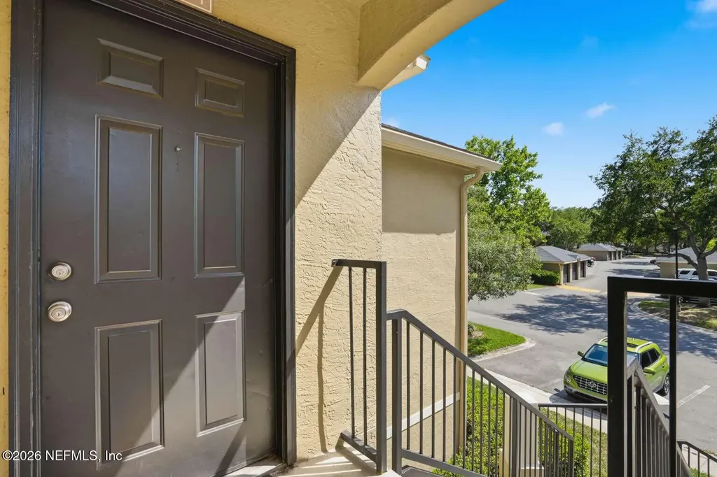 1655 The Greens Way Jacksonville Beach FL 32250