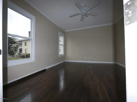 211 E 4th Street Jacksonville FL 32206