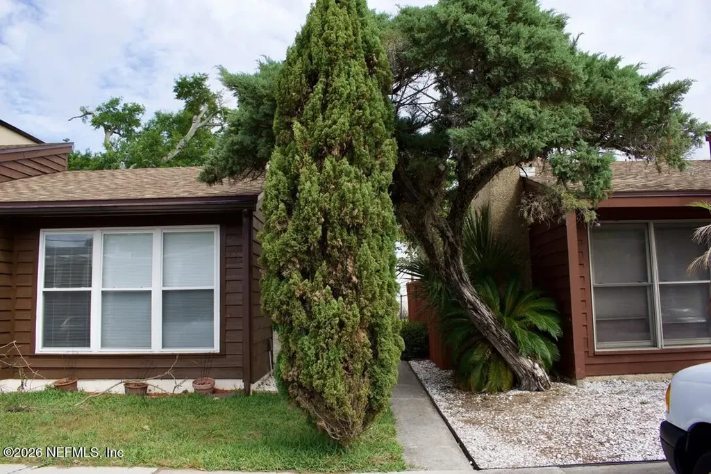 1561 Arcadia Drive Jacksonville FL 32207