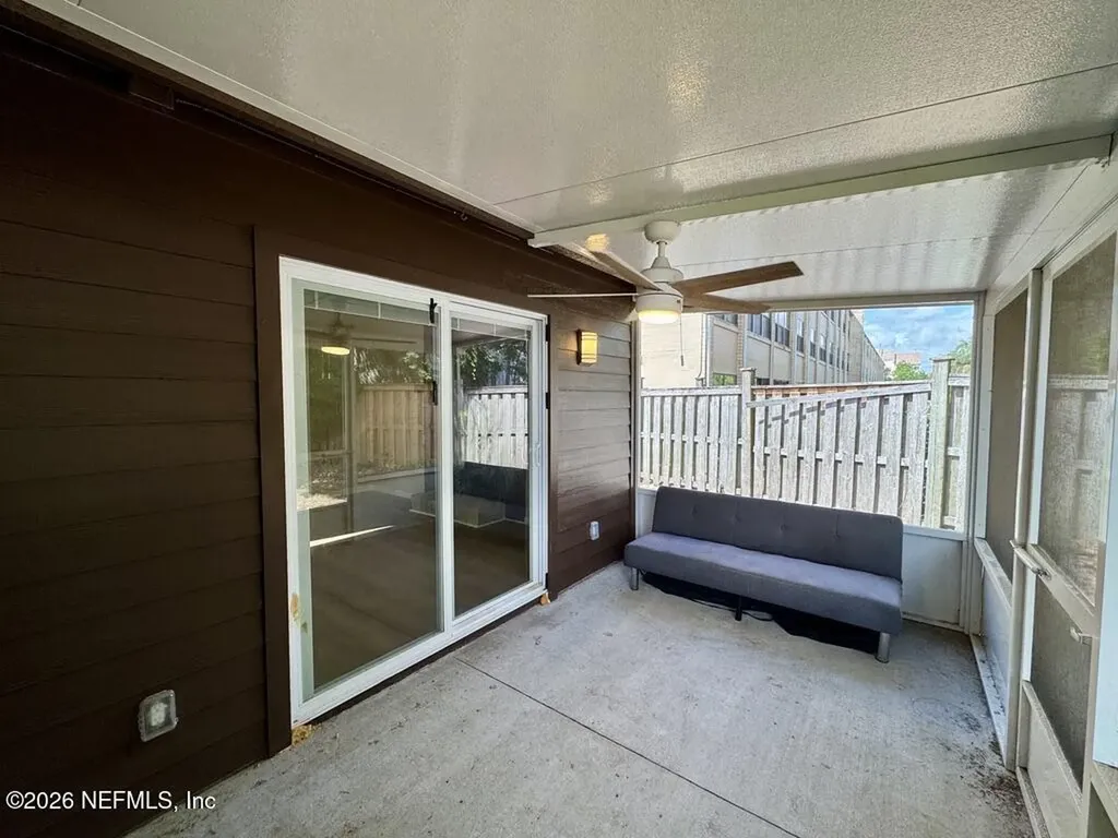 1561 Arcadia Drive Jacksonville FL 32207