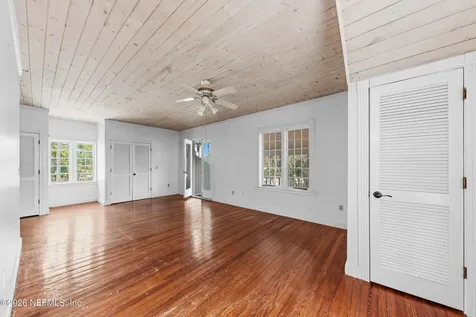 221 North Street Green Cove Springs FL 32043