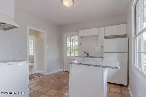 1805 Perry Place Jacksonville FL 32207