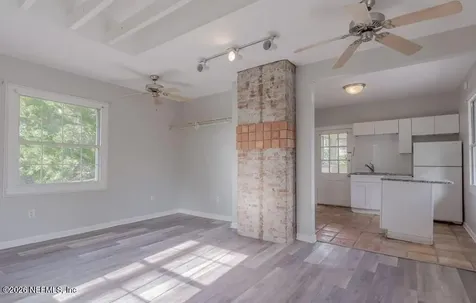 1805 Perry Place Jacksonville FL 32207