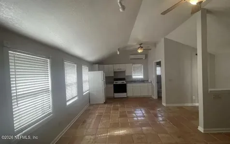 1805 Perry Place Jacksonville FL 32207
