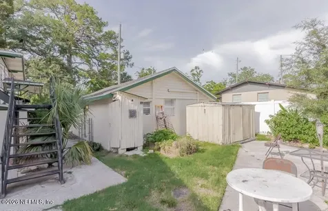 1805 Perry Place Jacksonville FL 32207