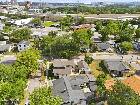 1805 Perry Place Jacksonville FL 32207