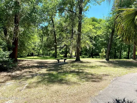 3691 Oak Street Jacksonville FL 32205