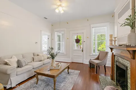 3691 Oak Street Jacksonville FL 32205