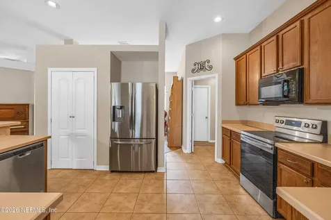 204 Elmwood Drive St. Johns FL 32259