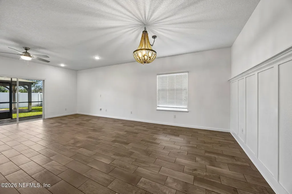 1306 Kendall Drive Jacksonville FL 32211