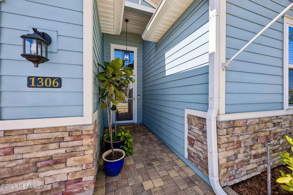 1306 Kendall Drive Jacksonville FL 32211