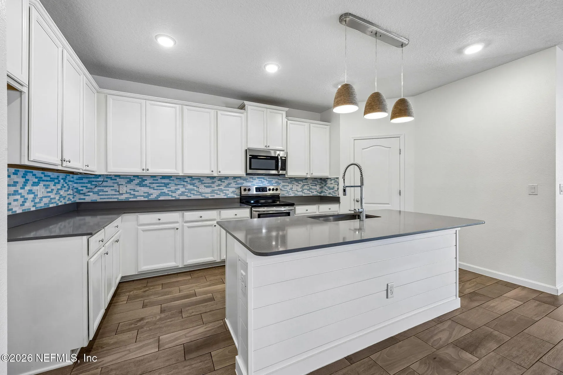 1306 Kendall Drive Jacksonville FL 32211