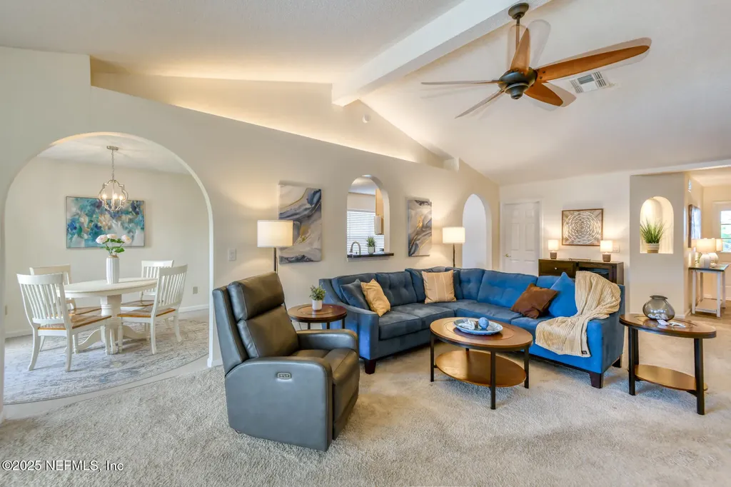 7596 Fawn Lake Drive N Jacksonville FL 32256