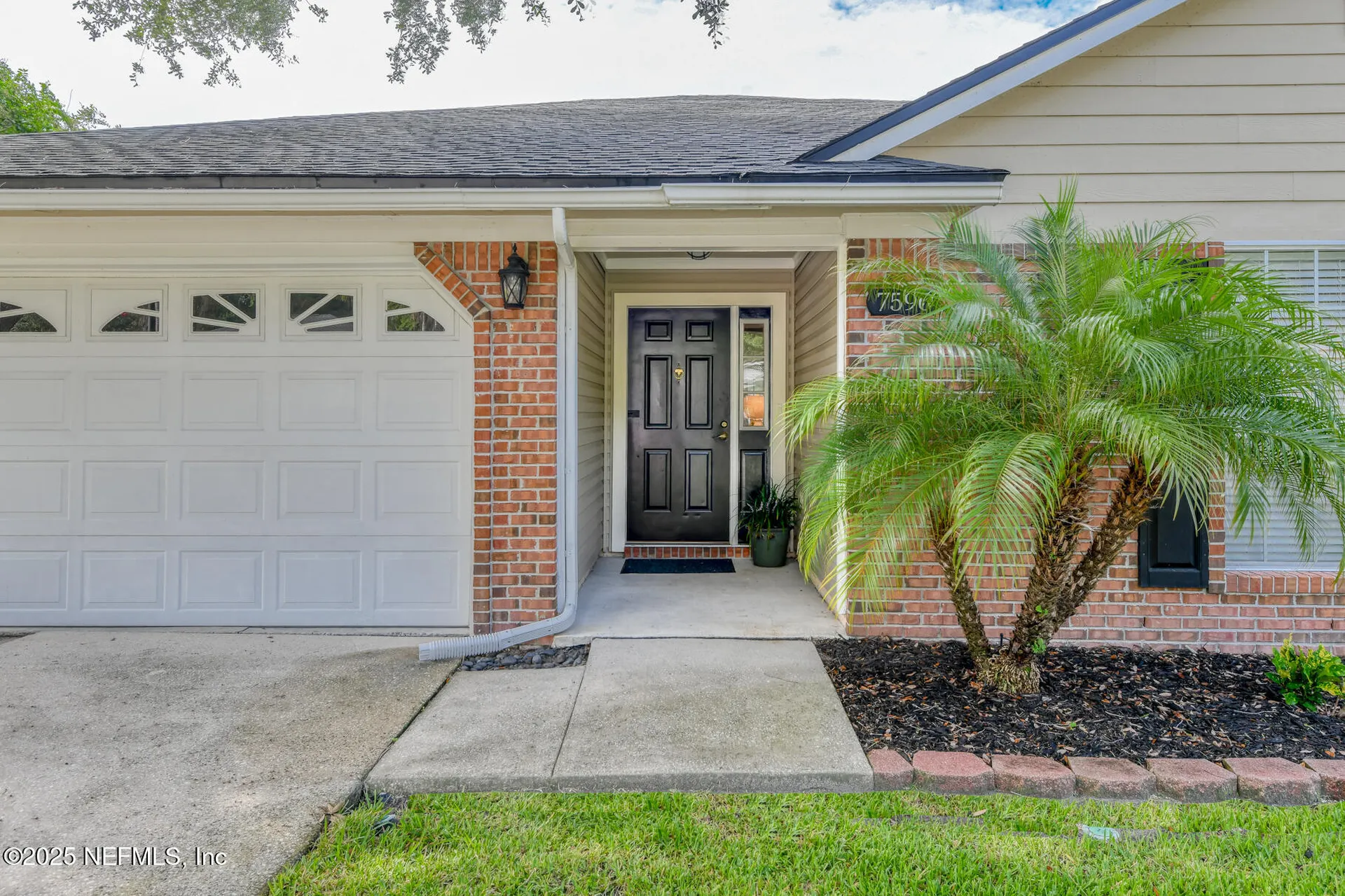 7596 Fawn Lake Drive N Jacksonville FL 32256