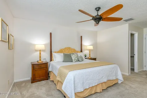 7596 Fawn Lake Drive N Jacksonville FL 32256