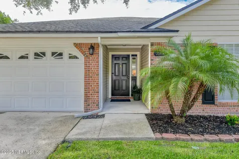 7596 Fawn Lake Drive N Jacksonville FL 32256