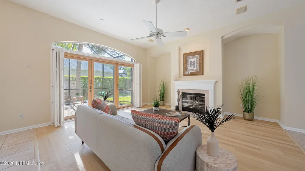 1265 Queens Island Court Jacksonville FL 32225