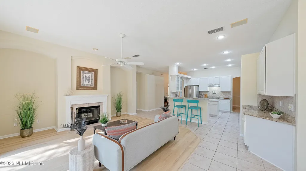 1265 Queens Island Court Jacksonville FL 32225