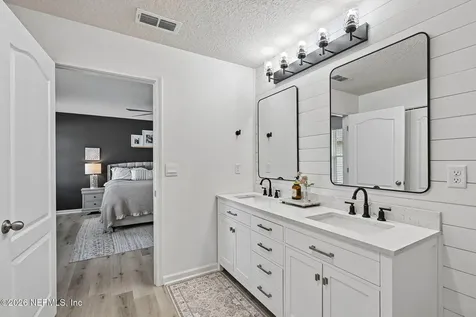 2266 Falling Star Lane Green Cove Springs FL 32043