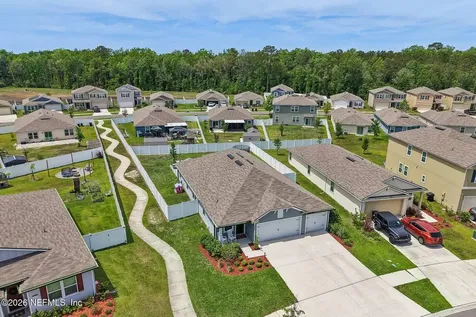 2266 Falling Star Lane Green Cove Springs FL 32043