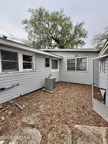 7330 Elwood Avenue Jacksonville FL 32208