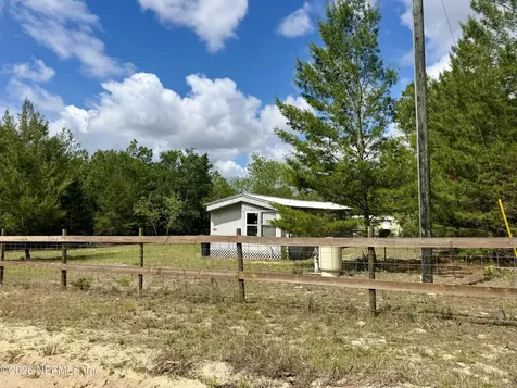 509 Janet Avenue Interlachen FL 32148
