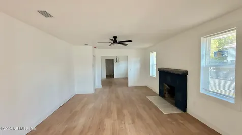 1728 Myrtle Avenue N Jacksonville FL 32209