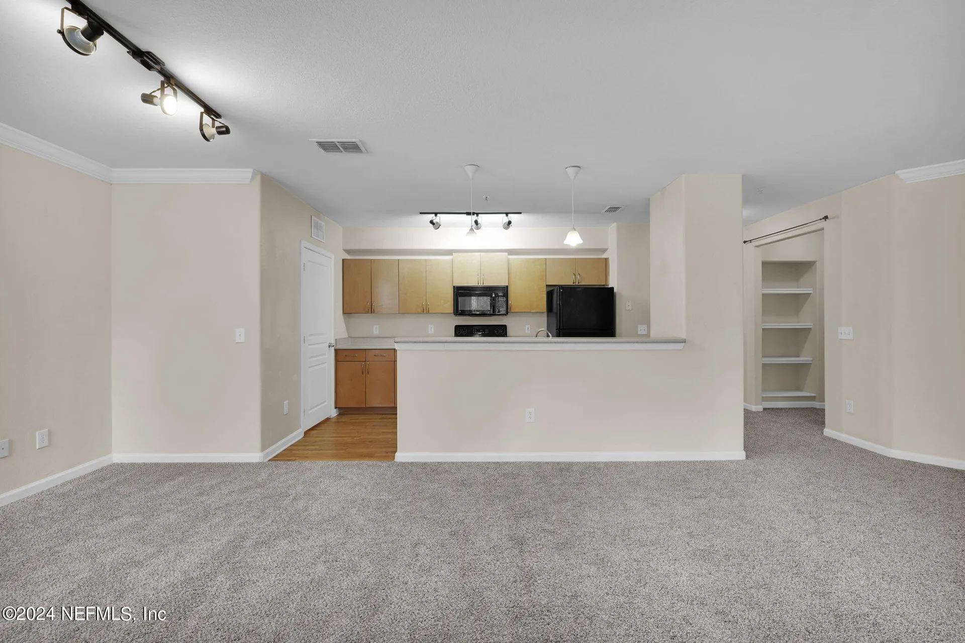 8290 Gate Parkway W Jacksonville FL 32216