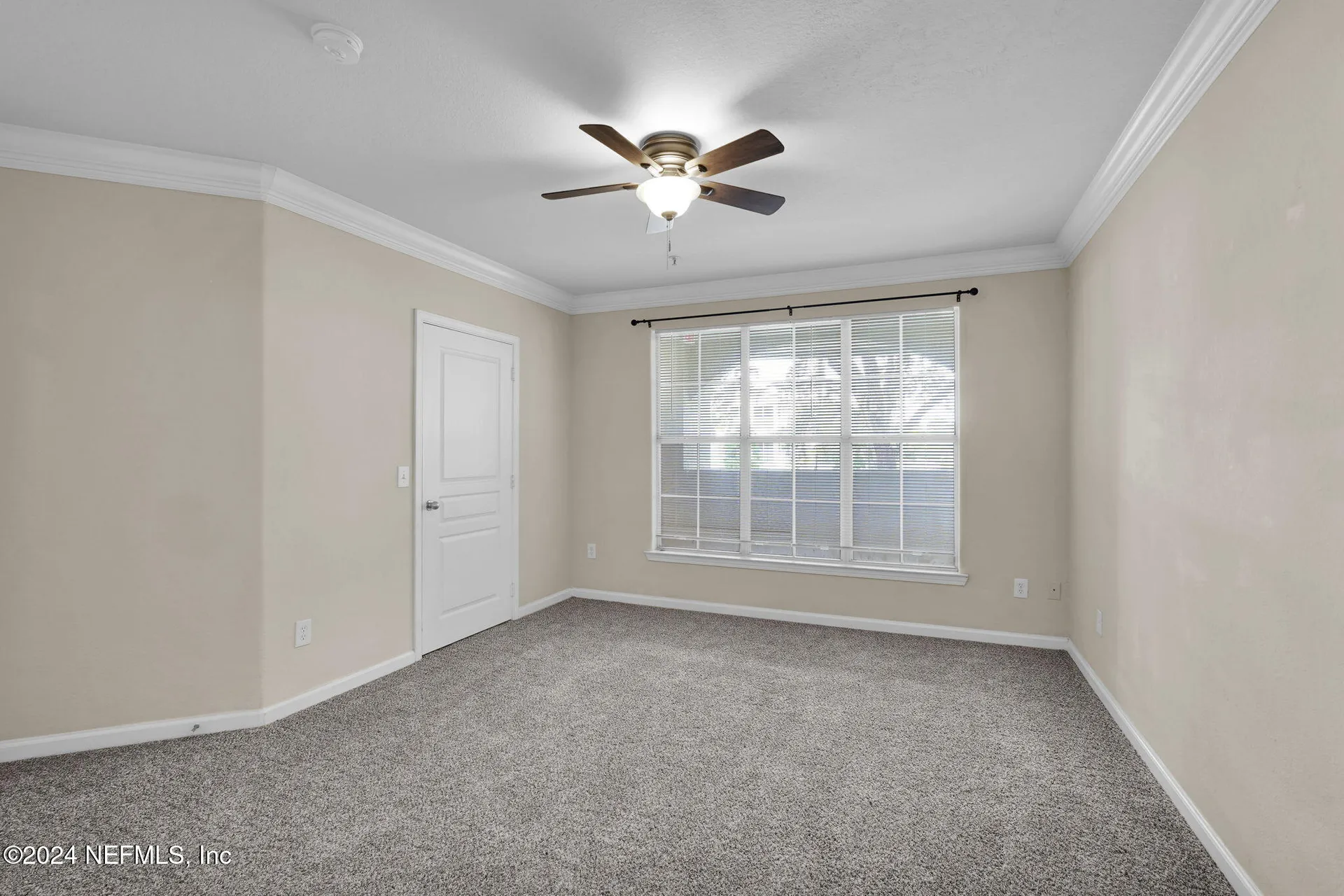 8290 Gate Parkway W Jacksonville FL 32216