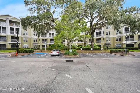 8290 Gate Parkway W Jacksonville FL 32216