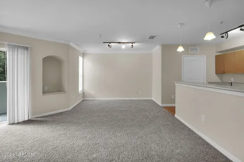 8290 Gate Parkway W Jacksonville FL 32216