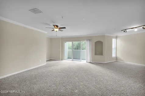 8290 Gate Parkway W Jacksonville FL 32216
