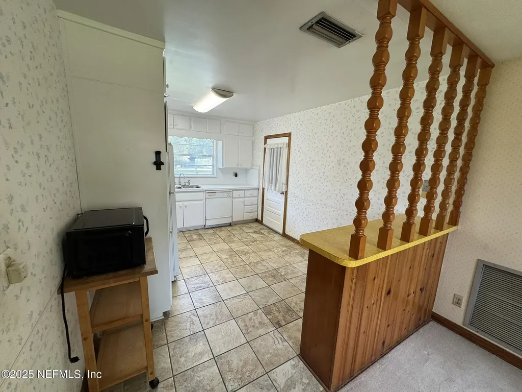 1137 6th Avenue N Jacksonville Beach FL 32250