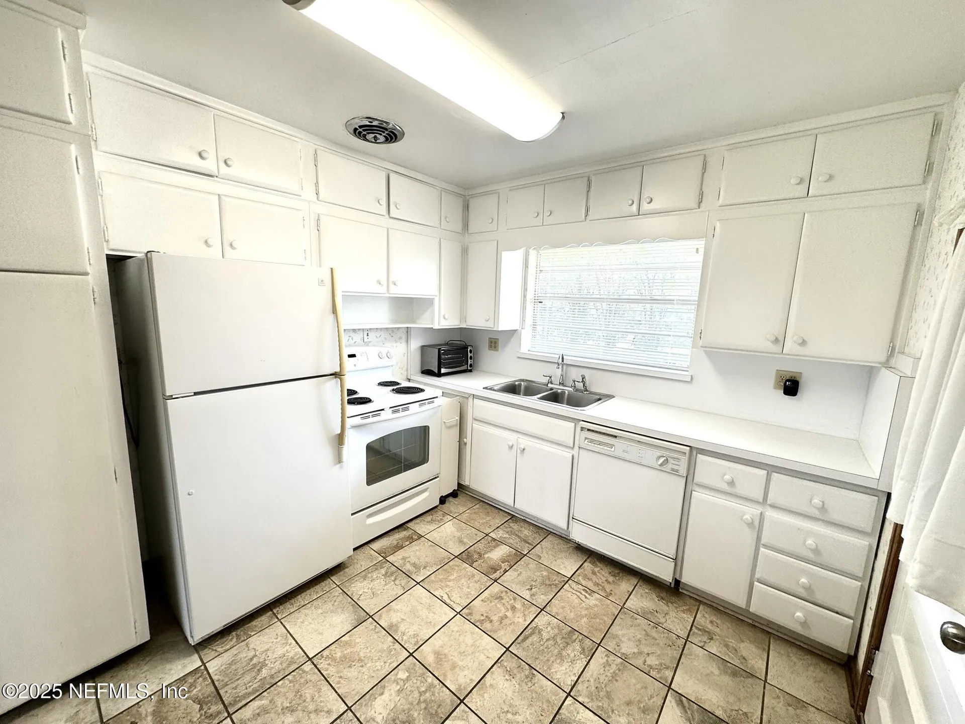 1137 6th Avenue N Jacksonville Beach FL 32250