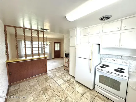 1137 6th Avenue N Jacksonville Beach FL 32250