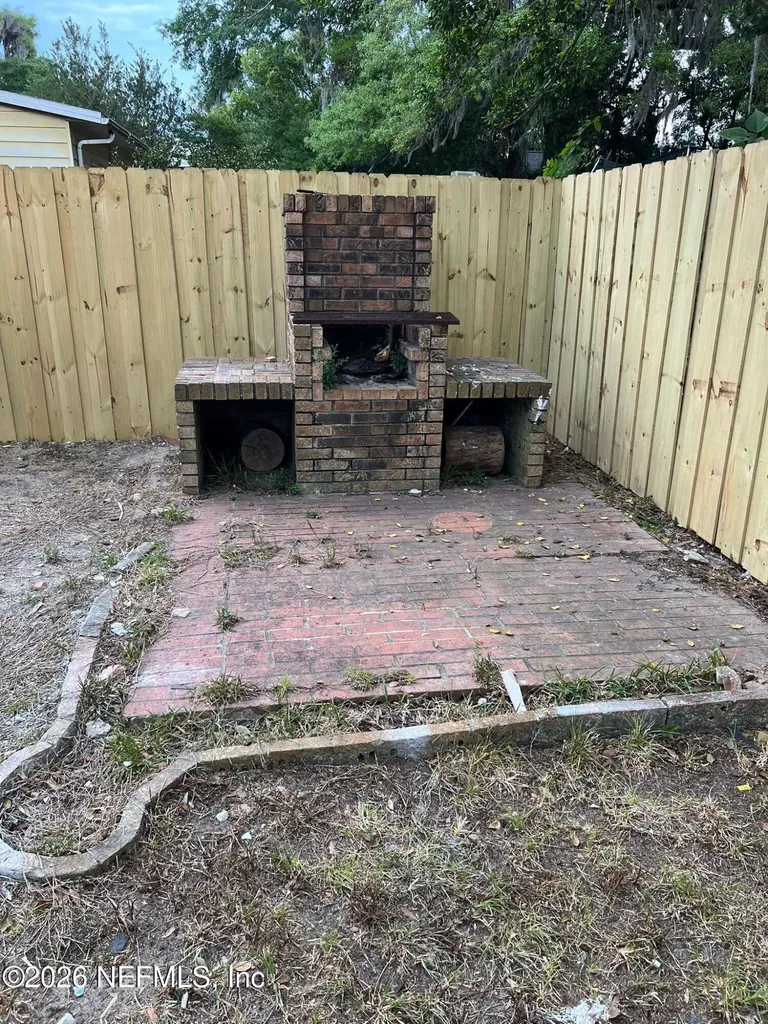 822 E 60th Street Jacksonville FL 32208