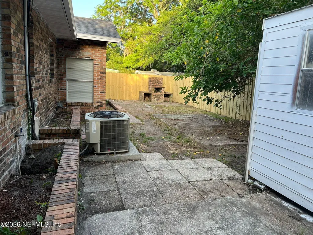 822 E 60th Street Jacksonville FL 32208