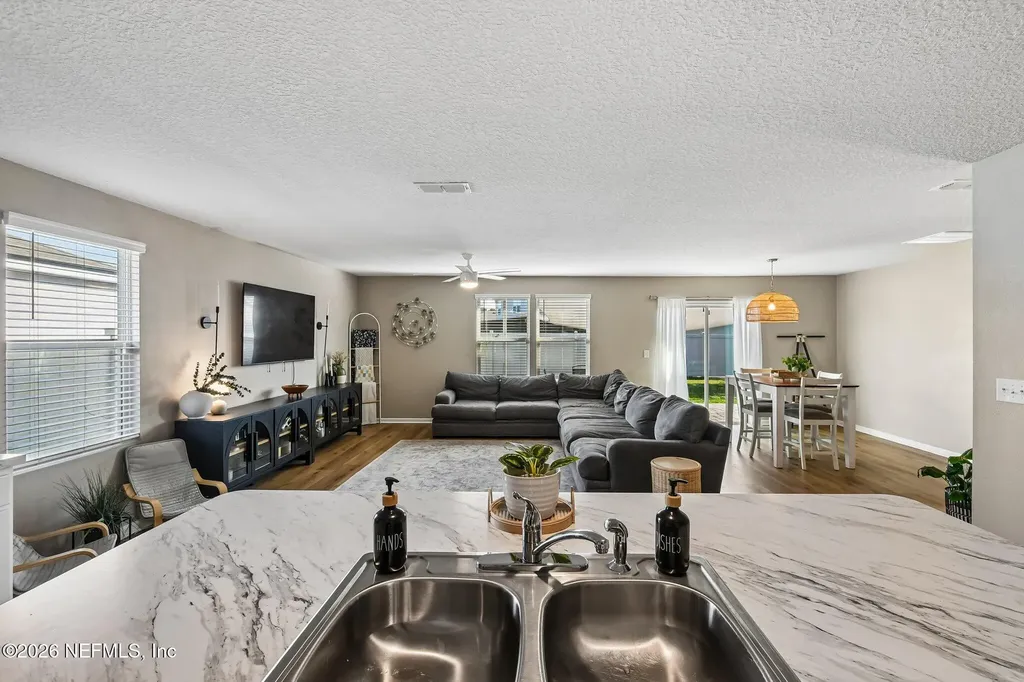 2195 Willow Springs Drive Green Cove Springs FL 32043
