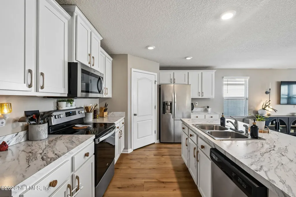 2195 Willow Springs Drive Green Cove Springs FL 32043