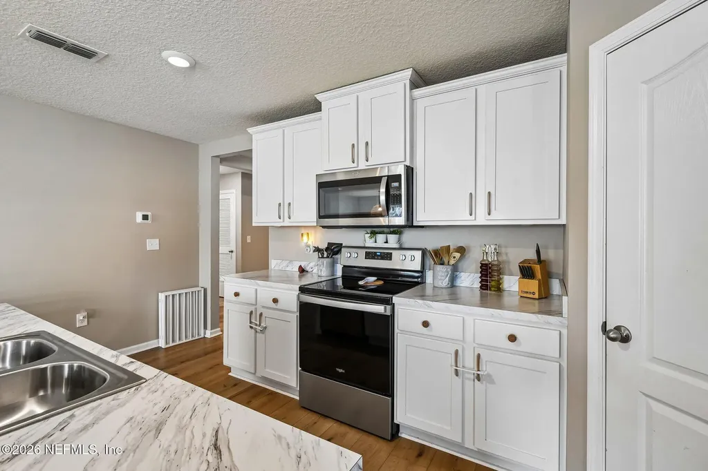 2195 Willow Springs Drive Green Cove Springs FL 32043