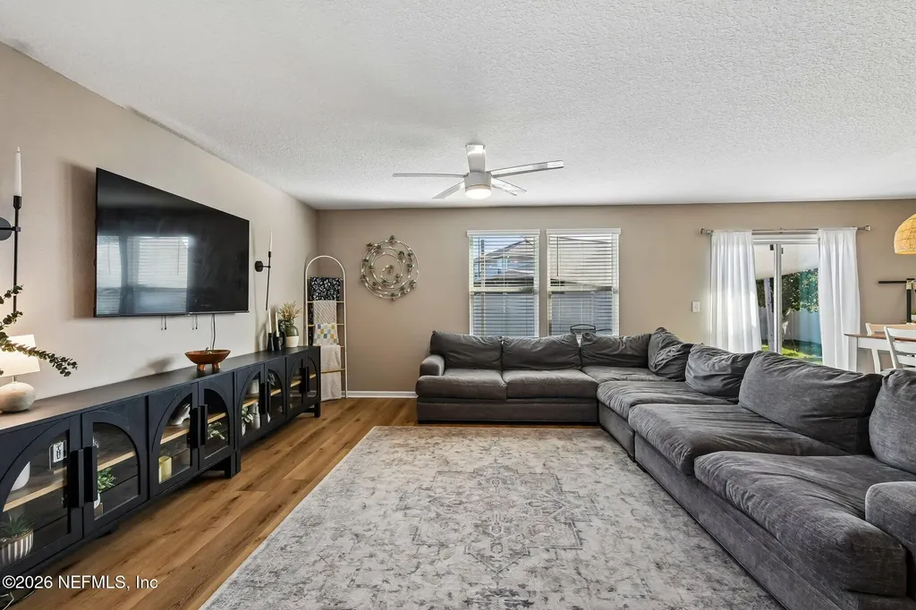 2195 Willow Springs Drive Green Cove Springs FL 32043