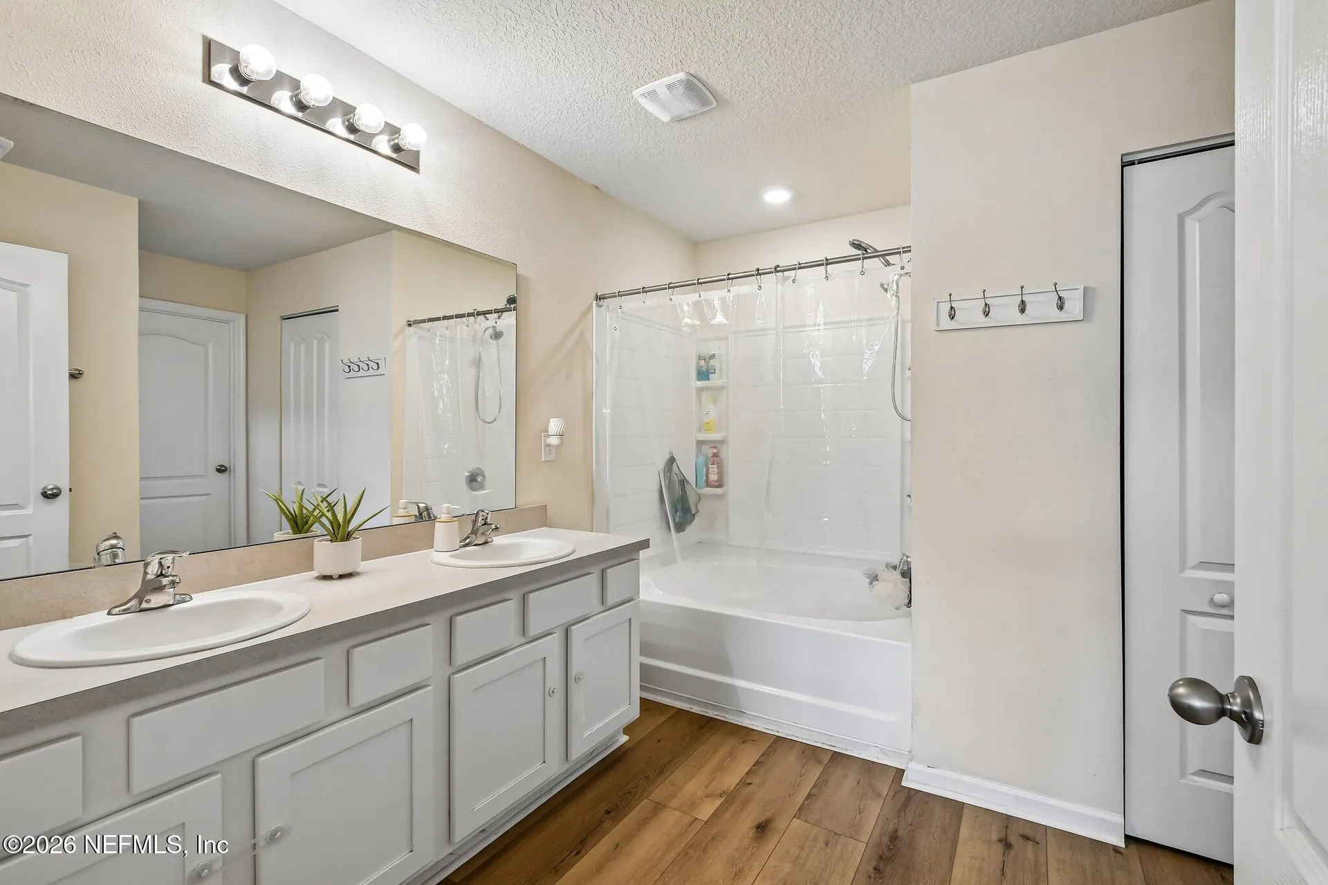 2195 Willow Springs Drive Green Cove Springs FL 32043
